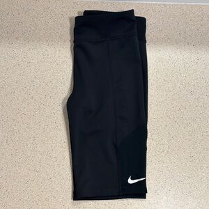 Nike Women Black Short Leggings